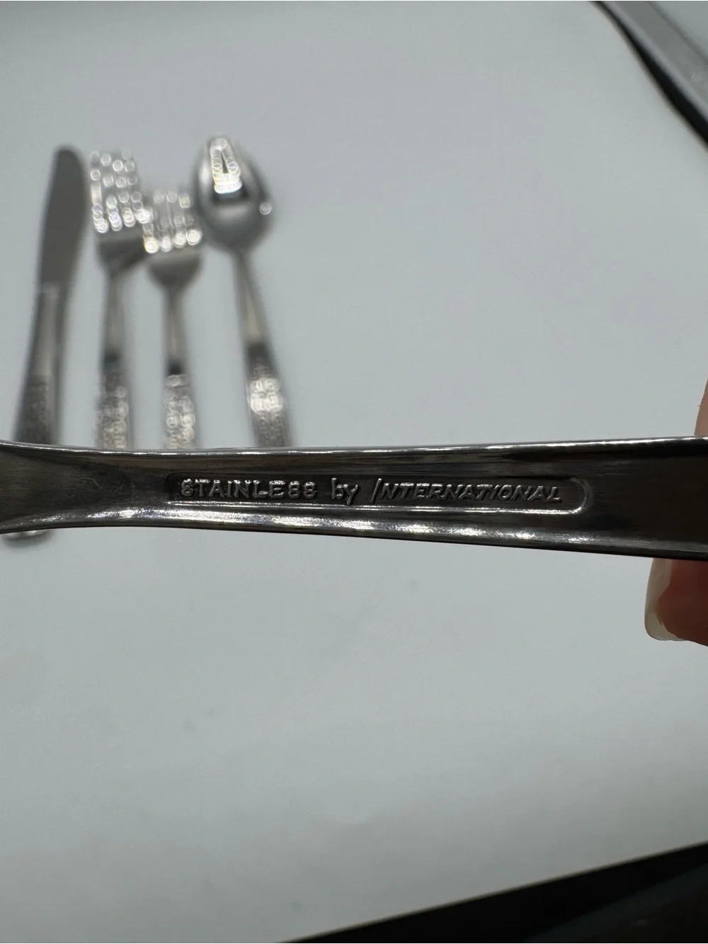 Vintage International Serenata 2 Forks 2 Spoons Butter Knife Setting Stainless